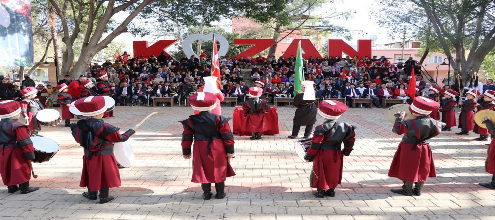 KOZAN’DA CUMHURİYET BAYRAMI KUTLANDI