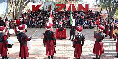 KOZAN’DA CUMHURİYET BAYRAMI KUTLANDI